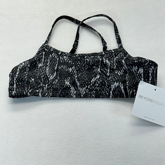 Beyond Yoga Other - Beyond Yoga Sports Bra Womens S Black Snakeskin Print Adjustable Cross Back 2166
